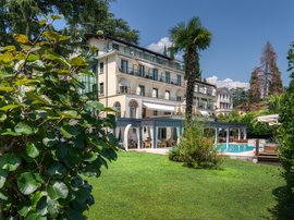 Willkommen in Eurem Hotel in Gardone Riviera! Willkommen in Eurem Hotel in Gardone Riviera!