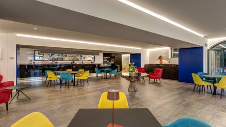 The prettiest pictures of Villa Capri and surroundings The prettiest pictures of Villa Capri and surroundings