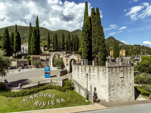 Gardone – your accommodation at Lake Garda Gardone – your accommodation at Lake Garda