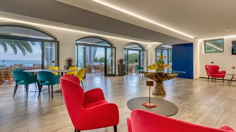 The prettiest pictures of Villa Capri and surroundings The prettiest pictures of Villa Capri and surroundings