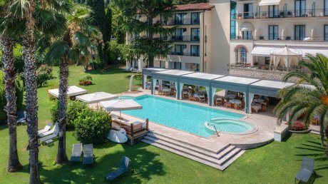 The prettiest pictures of Villa Capri and surroundings The prettiest pictures of Villa Capri and surroundings