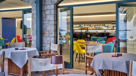 The prettiest pictures of Villa Capri and surroundings The prettiest pictures of Villa Capri and surroundings