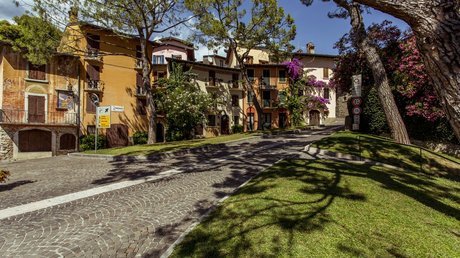 The prettiest pictures of Villa Capri and surroundings The prettiest pictures of Villa Capri and surroundings