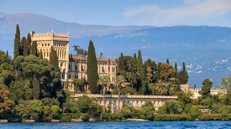 The prettiest pictures of Villa Capri and surroundings The prettiest pictures of Villa Capri and surroundings