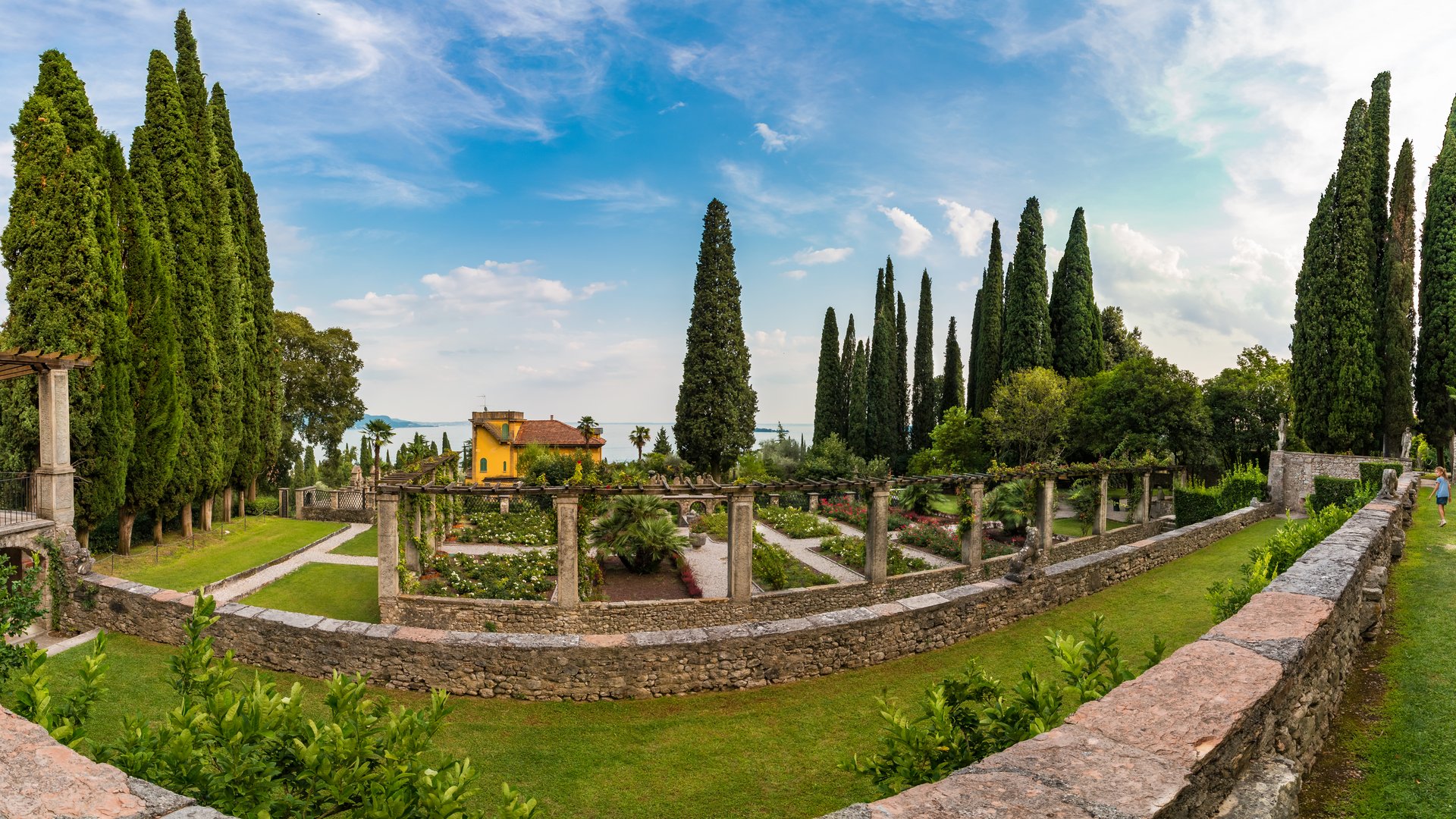 Gardone – your accommodation at Lake Garda Gardone – your accommodation at Lake Garda