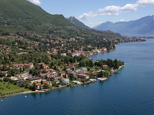 Hotel sul Lago di Garda, sulla sponda bresciana: Villa Capri Hotel sul Lago di Garda, sulla sponda bresciana: Villa Capri