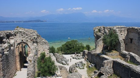 The prettiest pictures of Villa Capri and surroundings The prettiest pictures of Villa Capri and surroundings