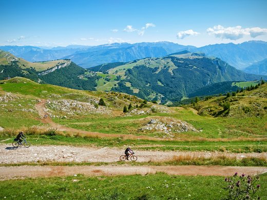 Unzählige Wasseraktivitäten am Gardasee Unzählige Wasseraktivitäten am Gardasee