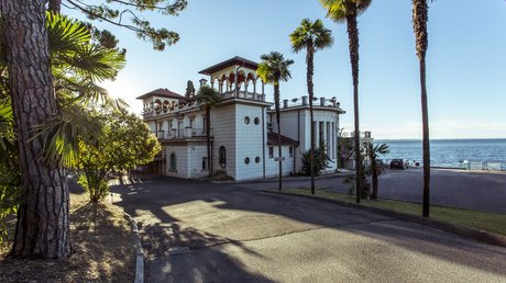 The prettiest pictures of Villa Capri and surroundings The prettiest pictures of Villa Capri and surroundings