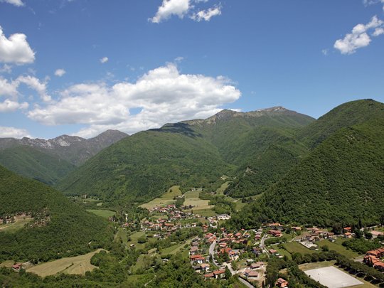 Vlla Capri: il vostro hotel di lusso sul Lago di Garda Vlla Capri: il vostro hotel di lusso sul Lago di Garda