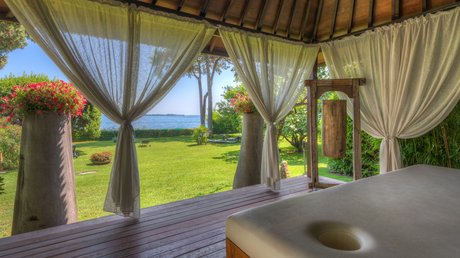 The prettiest pictures of Villa Capri and surroundings The prettiest pictures of Villa Capri and surroundings